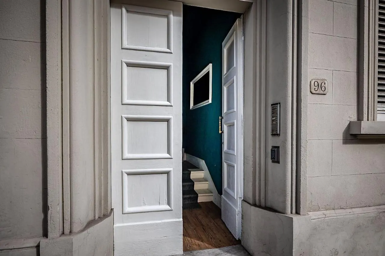 Francesco Baracca Palace Apt Florenz