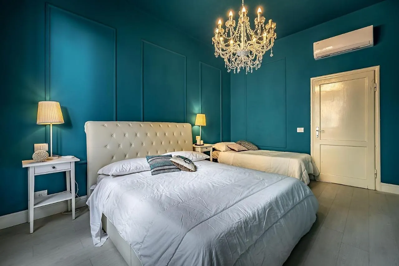 Francesco Baracca Palace Apt Florenz