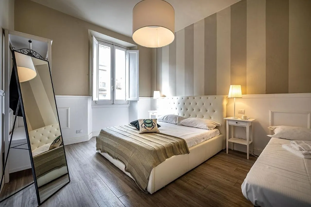 Apartment Francesco Baracca Palace Apt Florenz